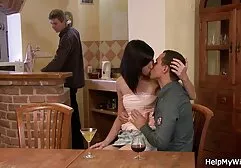 همراه عکس سکسی دختران عرب مرد سیاه پوست در حمام